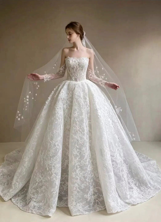 Robe de Mariée Princesse en Dentelle – Création Sur Mesure